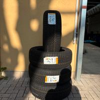 4 Gomme Nuove Invernali Pirelli 235/55 r19