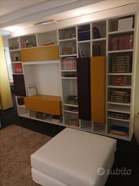 PARETE ATTREZZATA CON VANO TV GRANDE