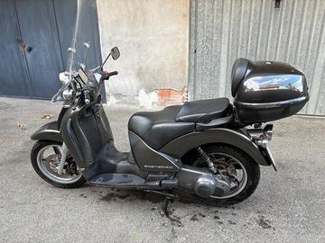 Scooter  Scarabeo 250 cc