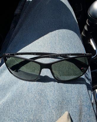 Occhiali da Sole Ray-Ban Liteforce RB4179