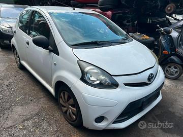 RICAMBI TOYOTA AYGO 2013 1000cc BENZINA 1KR