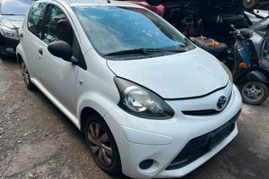 RICAMBI TOYOTA AYGO 2013 1000cc BENZINA 1KR