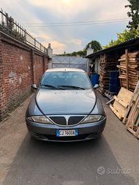 Lancia ypsilon 1.2 60 cv anno 2003