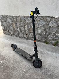 Monopattino Xiaomi Scooter Pro 2