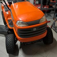 Trattorino rasaerba Husqvarna