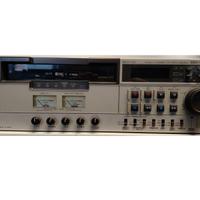 REGISTRATORE S-VHS PROFESSIONALE JVC