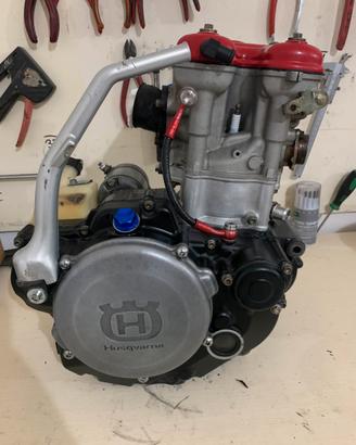Blocco motore husqvarna TE 250 4T 2005 rifatto