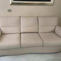 Salotto divano, poltrona e pouf