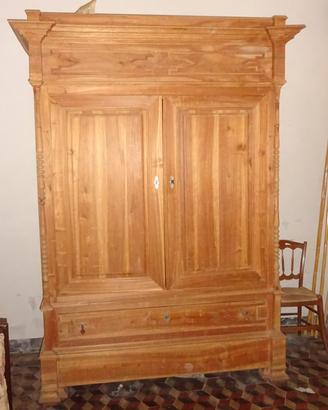 Antico e ampio Guardaroba primi Novecento 