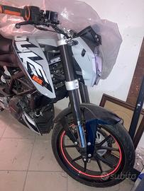 KTM 125 Duke - 2012