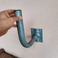 staffa per parabola da muro