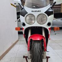 suzuki gsx 750