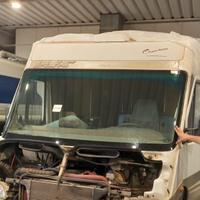 Parabrezza per motorhome  90.03.009