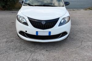 Lancia ysilon 1.0 Hybrid 2023