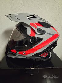 Casco Airoh commander 