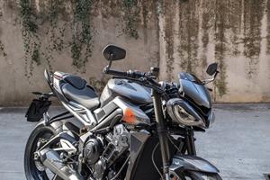 Triumph Street Triple