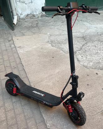 Monopattino elettrico iScooter i10 Pro