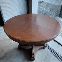 Tavolo vintage con 4 sedie