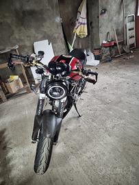 Ducati monster ie del 2002 618cc