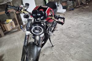 Ducati monster ie del 2002 618cc