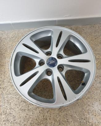 Cerchi in lega da 16"