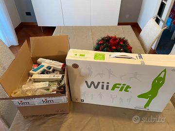 Nintendo Wii completa con giochi e Wii Fit