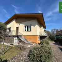 SPAZIOSA VILLA INDIPENDENTE CON GIARDINO E GARA...