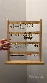 Orecchini con espositore