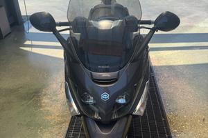 Piaggio xevo 400