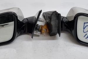 Specchietto retrovisore dx o sx bmw 520 serie5 f11