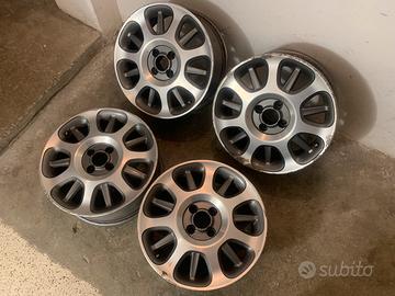 Cerchi in lega R16 per Fiat 500