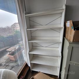 Libreria shabby-chic