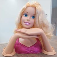 Barbie testa per acconciature