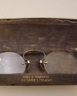 Antico pince-nez primi '900 con astuccio originale
