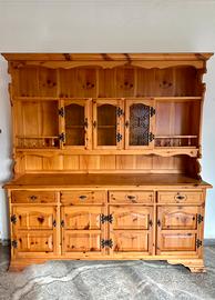 Credenza rustica in legno
