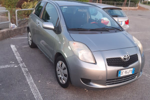 Toyota Yaris 2006