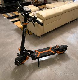 Monopattino elettrico KuKirin G2 MAX