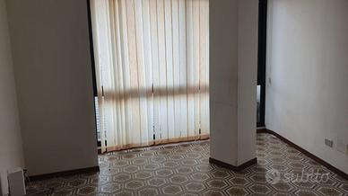 Ufficio con aria condizionat in Centro a Follonica