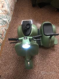 Vespa con sidecar
