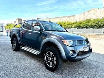 Mitsubishi L200 2.5 DI-D/136CV Double Cab