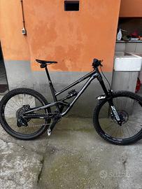 Commencal clash intera/frameset