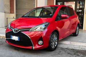 Toyota Yaris 1.0 5 porte Lounge