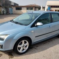 FORD FOCUS AZZURRA METALIZZATA