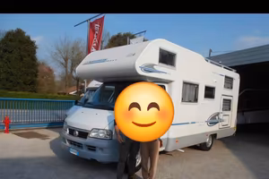 Camper mansardato