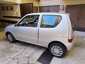 FIAT 600
