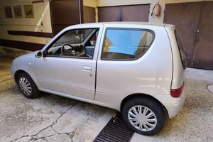FIAT 600