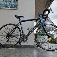 bici Felt ultraleggiera 