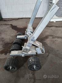 Rulli laterali basculanti con 4 ruote per carrello