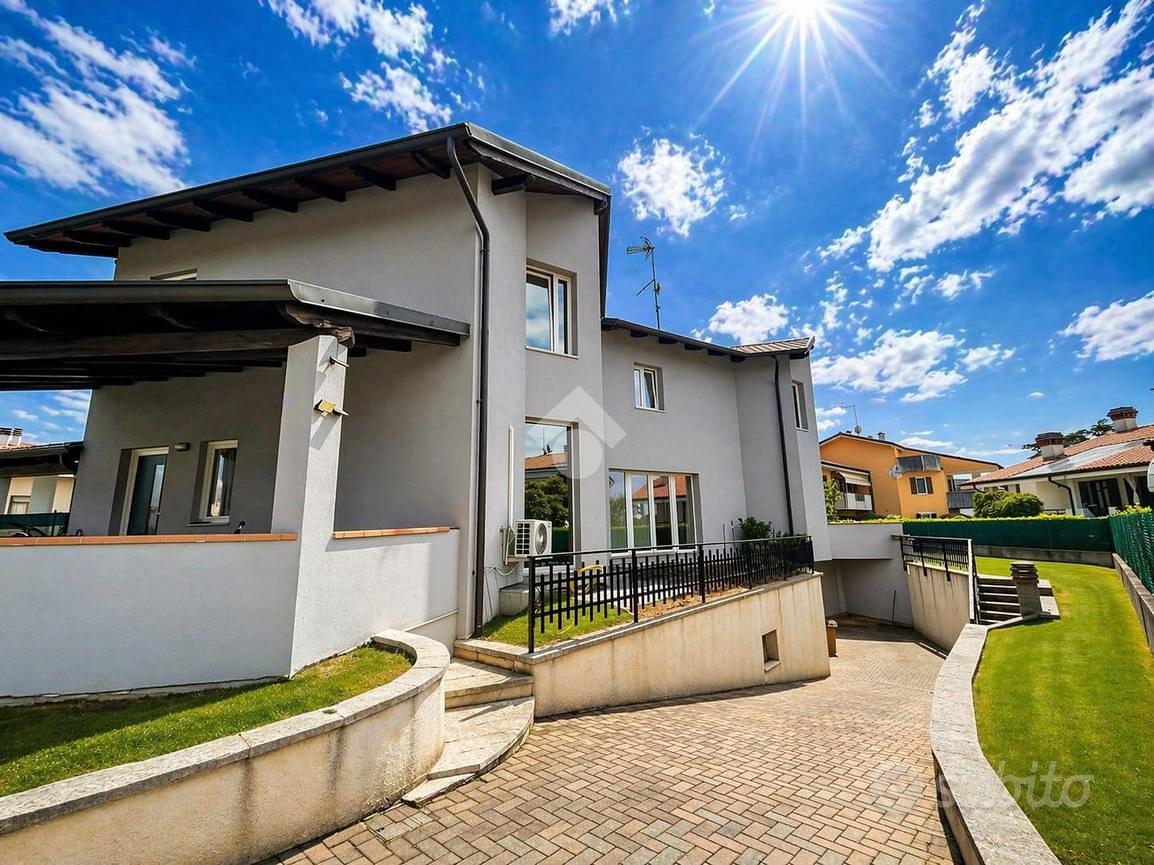 House in Castelnuovo del Garda - Vista 2