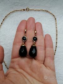 orecchini pendenti pietra nera e collana